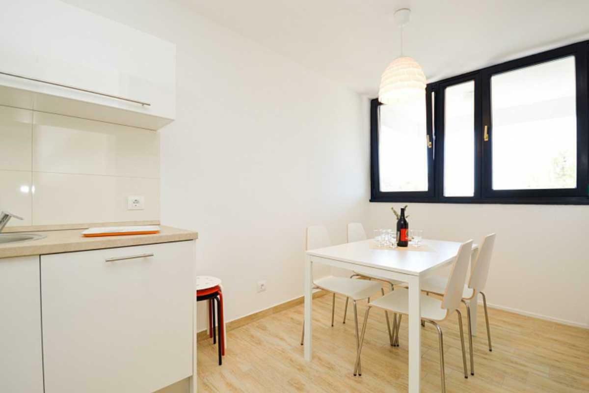 Leut Apartment, 3Min Beach, 15Min Center Pola Esterno foto