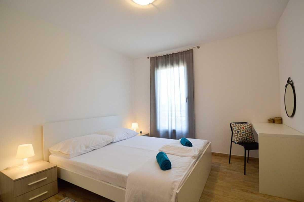 Leut Apartment, 3Min Beach, 15Min Center Pola Esterno foto